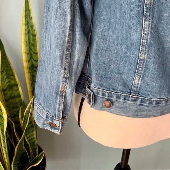 ❗️Sold❗️[ Lucky Brand ] Tomboy Trucker Denim Jacket • Size XS • 100% Cotton - Picture 7 of 11